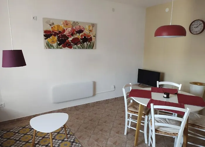 Nena\'S Place