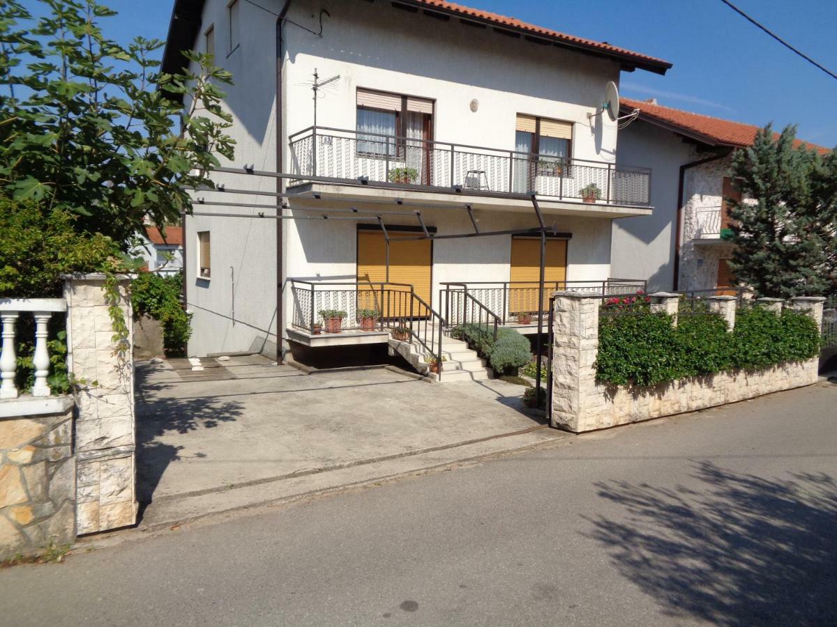 Nena's Place Apartment