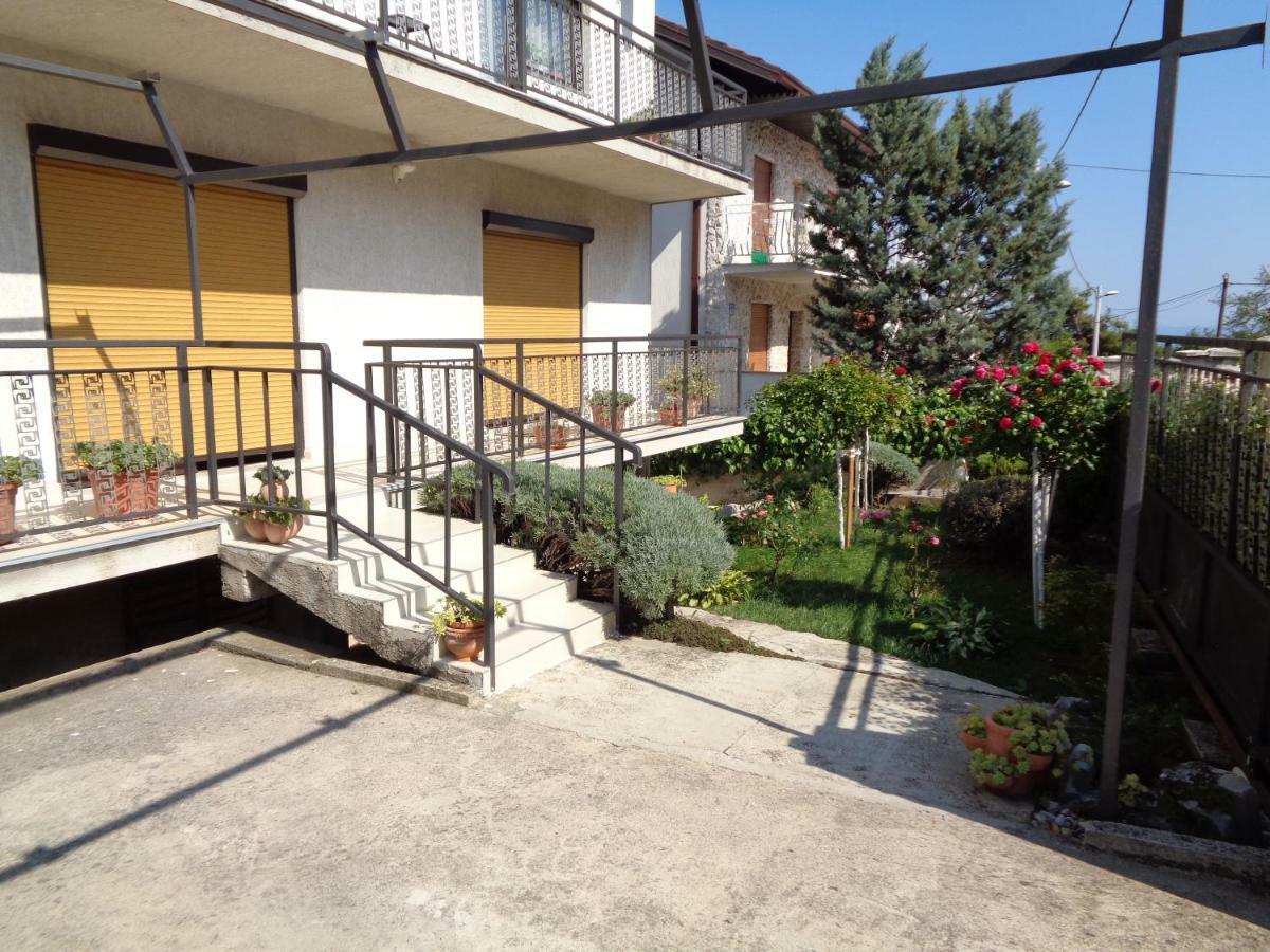 Nena's Place Apartment